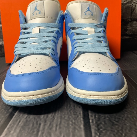 Jordan 1 Mid UNC 2013 US Mens Size 11.5 Nike North Carolina AJ1 Baby Blue - Picture 4 of 12